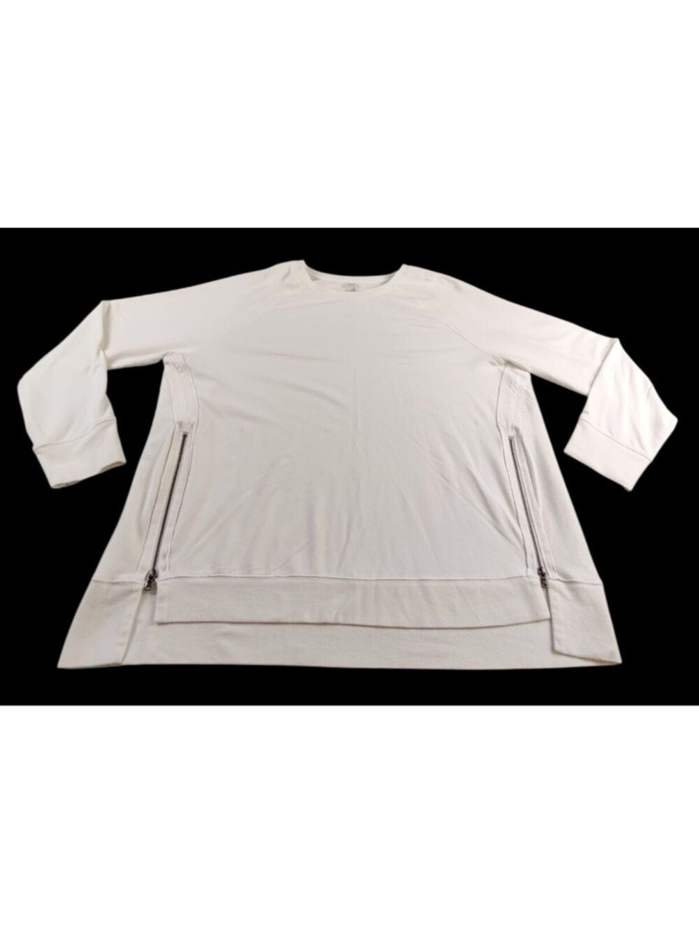 Zuda Women's Oversized White Long Sleeve Sweatshirt Size XLP *(12)